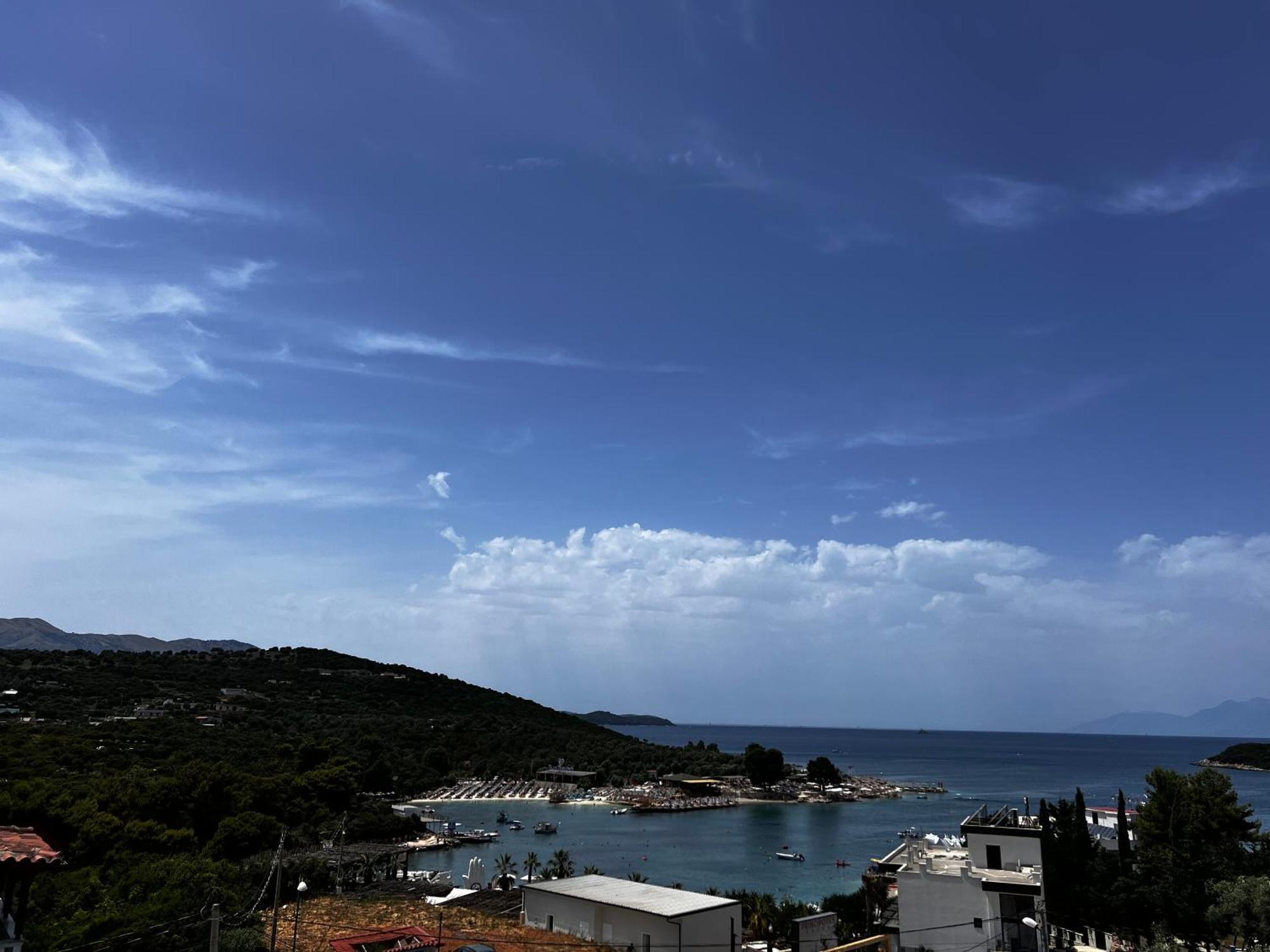 Dine Ksamil
