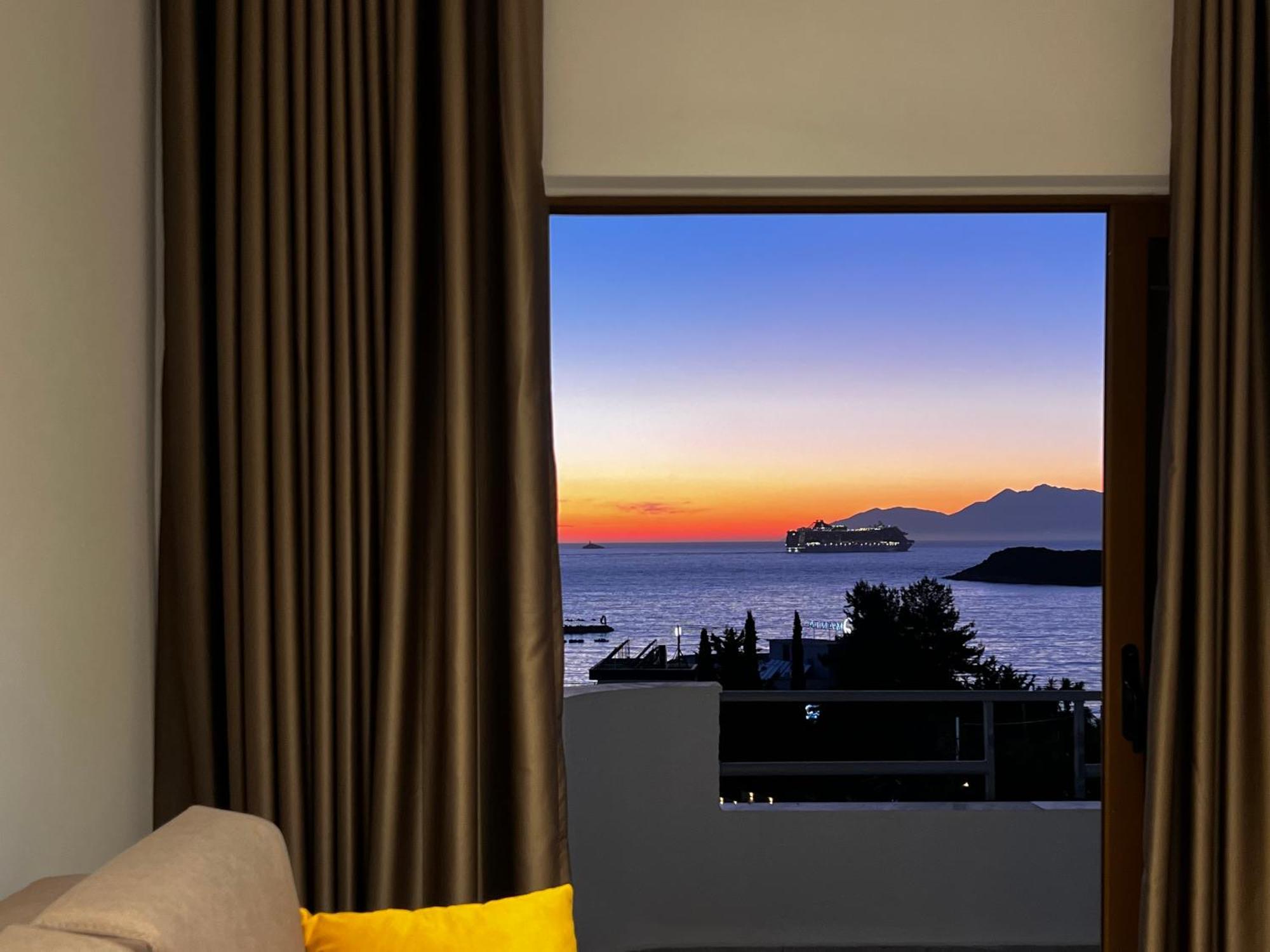 Dine Ksamil