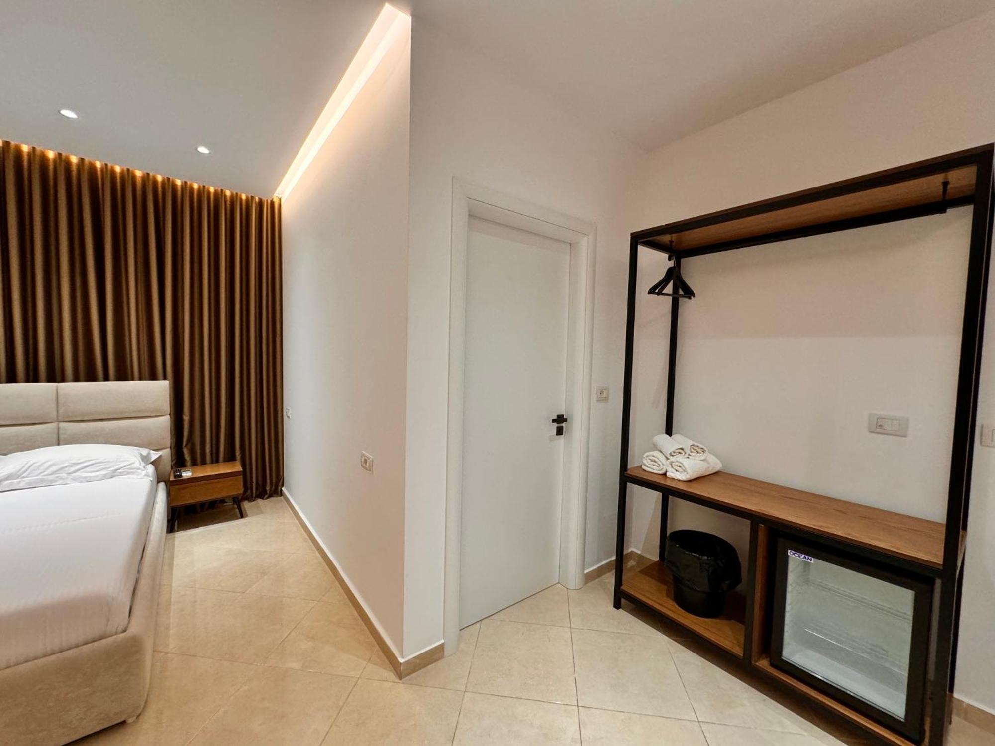 Dine Apartment