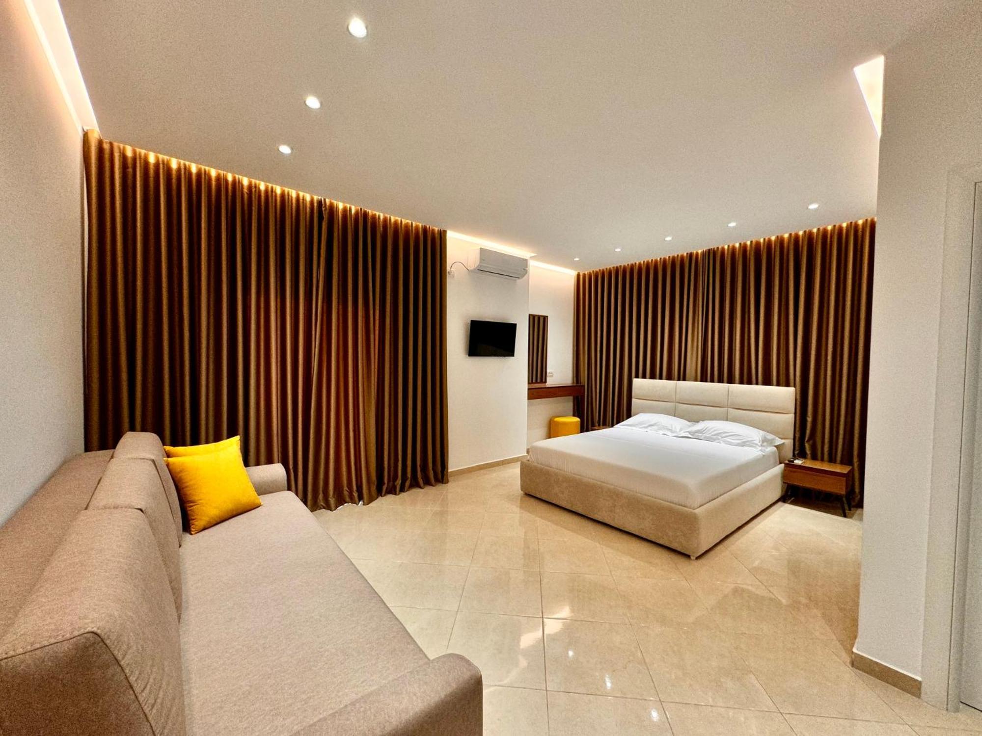 Dine Apartment *